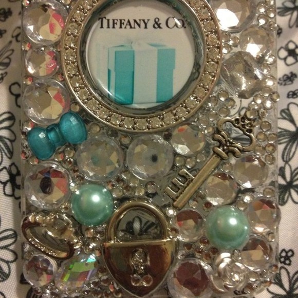 🎀SOLD🎀Tiffany & Co iPhone 4 - 4S case🎀 - Picture 2 of 3