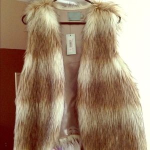 Faux fur light weight vest