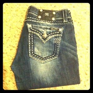 Miss Me Bermuda shorts- size 31