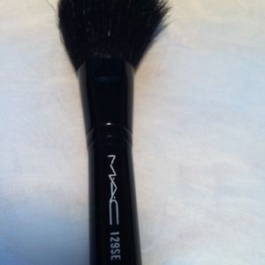 New MAC 129se brush
