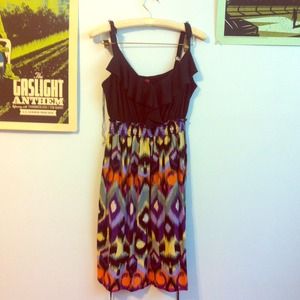 Pure Energy patterned dress.