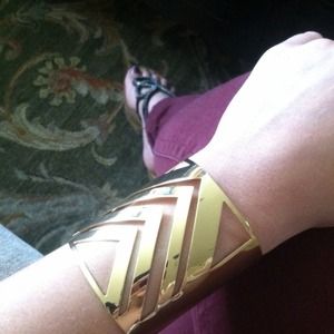 BCBG gold cuff bracelet