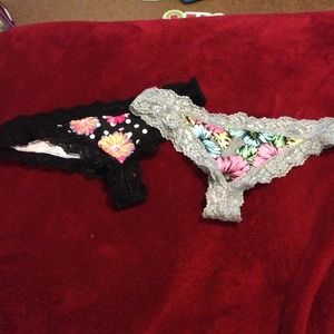 ❌SOLD PP 2 dena_did_it❌ VS Pink:2Cheekster Panties