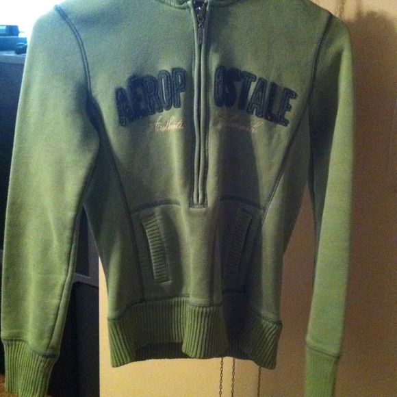 Areopastale sweater