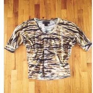 Kardashian Kollection doleman top