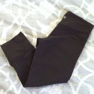 🍀Bundle🍀Brown Lululemon Wonder Under Crop/Tank