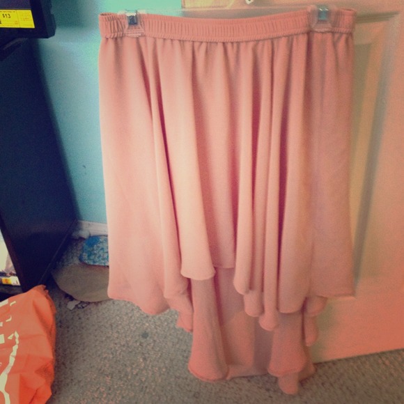 💥Just reduced💥High-low skirt (large)