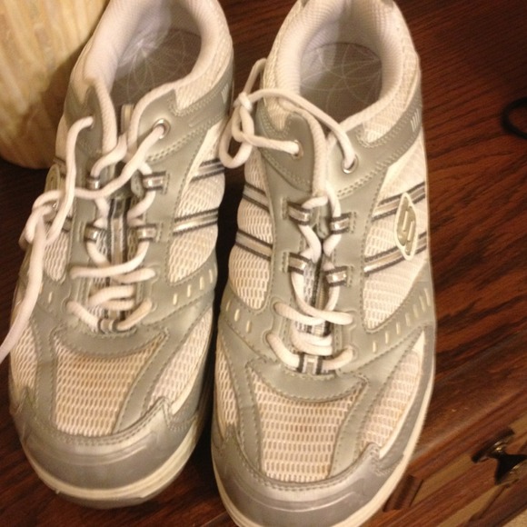 Sketched Shape Ups , size 9 , worn once