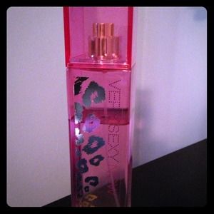 💗Victoria's Secret Very Sexy Body Mist