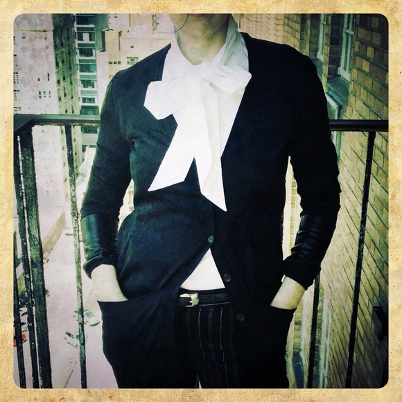 CLOSING SALE IAN Leather-Armed Layering Piece-XS/S - Picture 2 of 4