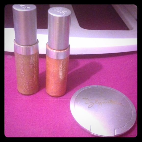 Mary Kay lip gloss bundle of 3!