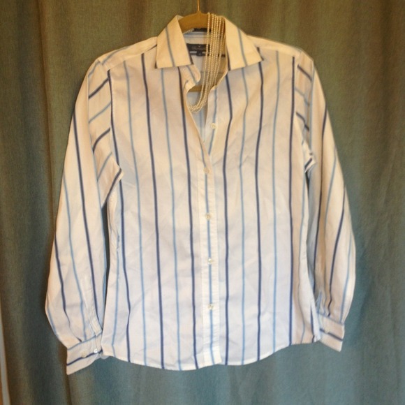 XS Façonnable button up.