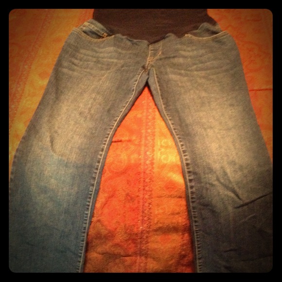 Maternity jeans
