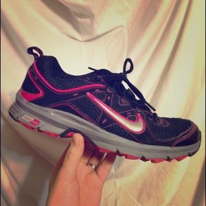 Black and pink Nikes.