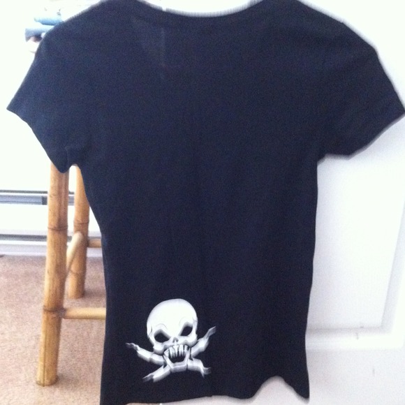 Fatal shirt w skull - Picture 2 of 2
