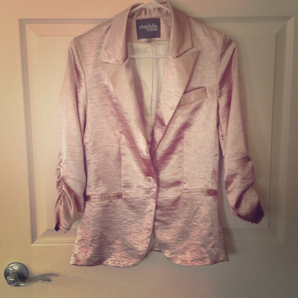 ( SOLD )  Like cream or light pink Blazer