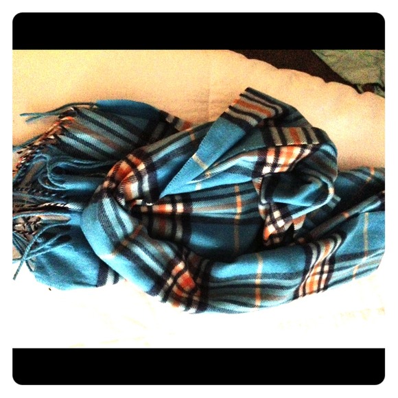 Burberry inspired scarf