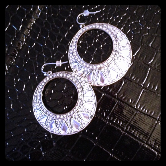 ❌sold❌in bundle Crystal Hoop Earrings
