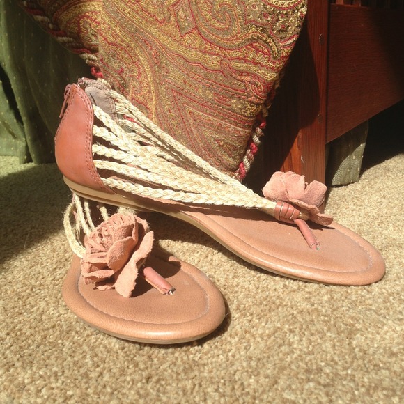Lucky brand sandals