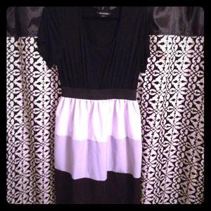 🚫❗SOLD SOLD SOLD❗🚫Women's Size 18/20 Dress