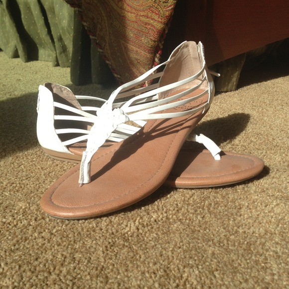 Lucky brand sandals