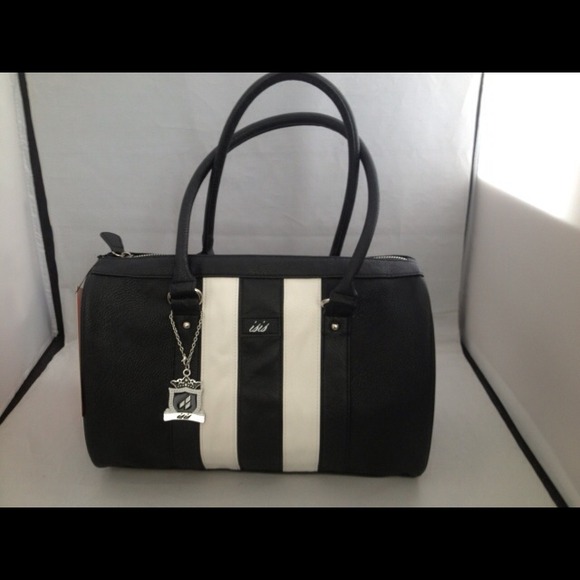 SOLD SOLD NILE 40.41S