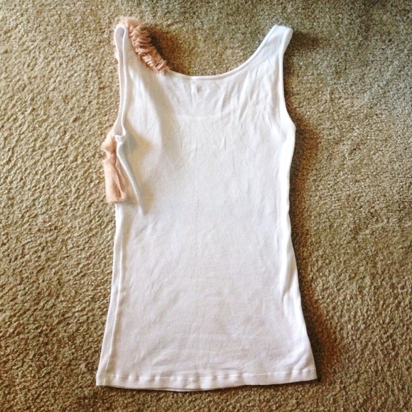 SOLD! LOFT Rose Tank - Picture 3 of 3