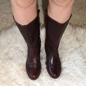Brown leather flat boots