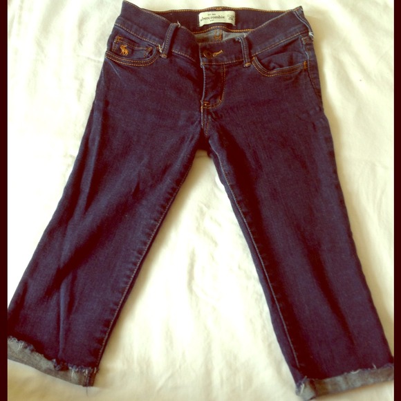 Abercrombie  Capris , AE deep V, Aero blue green