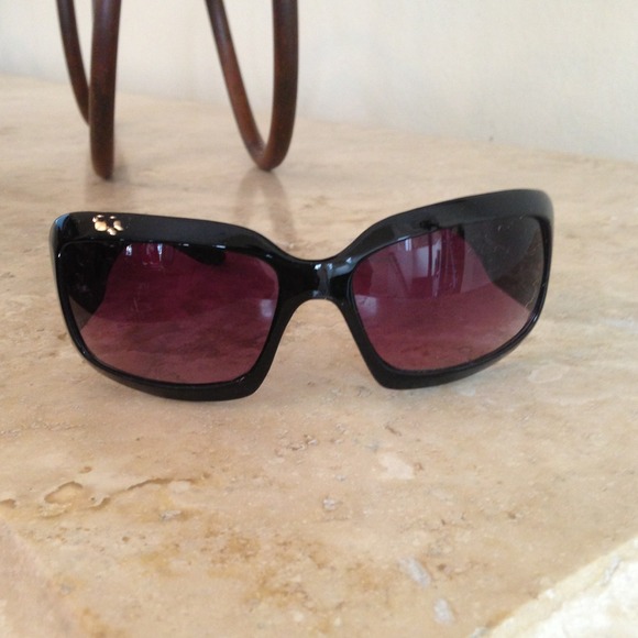Black sun glasses