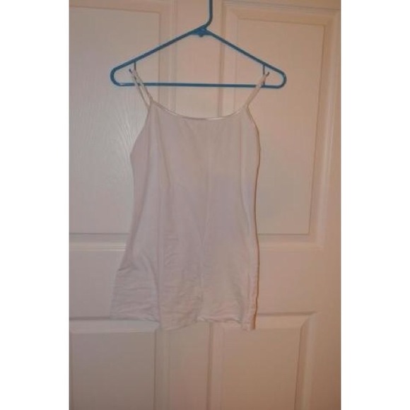 Plain white tanktop - Picture 1 of 1