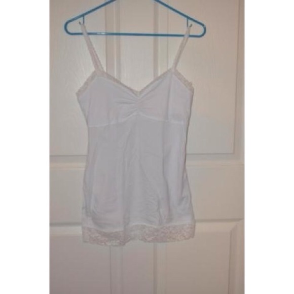 White laced tanktop - Picture 1 of 2
