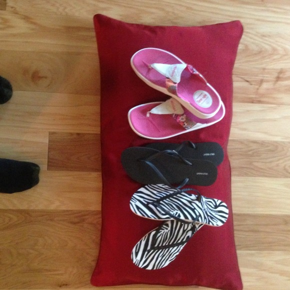 Ladies sandals,Size11 3 pairs for 11$