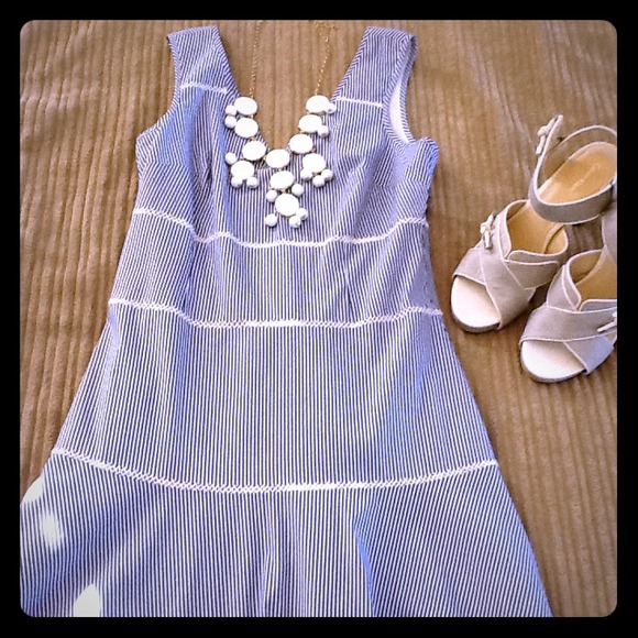 SOLD **** adorable Nine West Dress