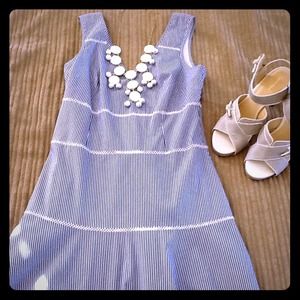 SOLD **** adorable Nine West Dress