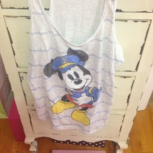 ⛔SOLD⛔ Disney Mickey Mouse Shirt