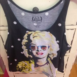 ⛔SOLD⛔ Marilyn Monroe Shirt Size Large