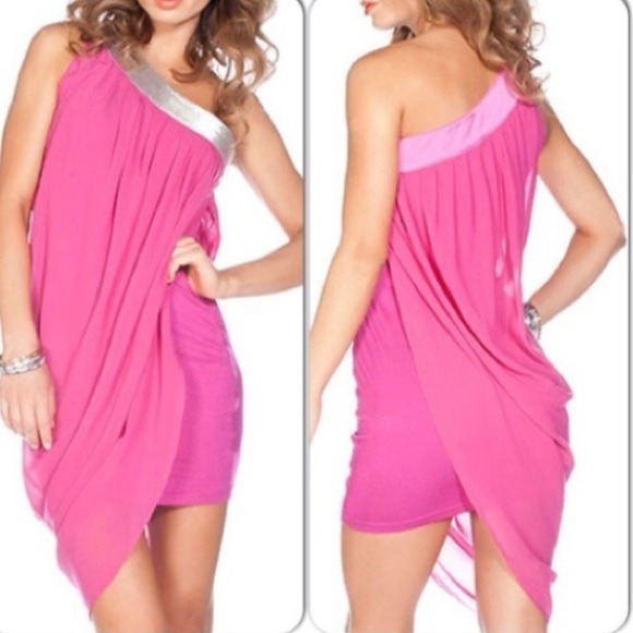 Dresses & Skirts - New! Beautiful Goddess Like Dress