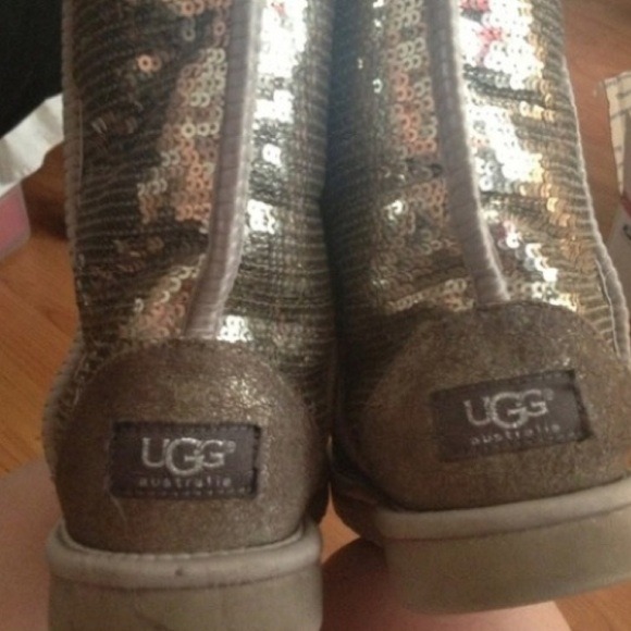 🚫SOLD🚫Authentic Sparkle UGGS🎀W/@phillystylist - Picture 3 of 4
