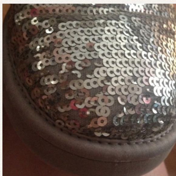 🚫SOLD🚫Authentic Sparkle UGGS🎀W/@phillystylist - Picture 4 of 4