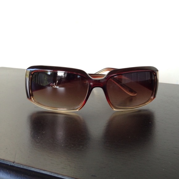 😎Authentic Fossil sunnies😎 - Picture 2 of 4