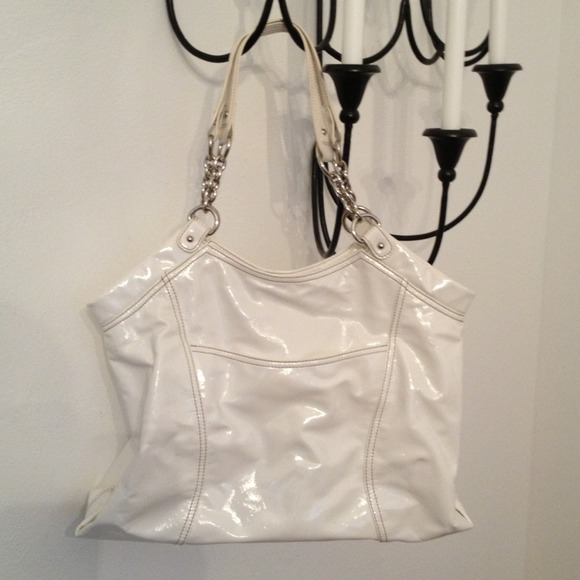 Nine West Handbags - Nine West purse