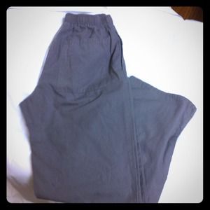 Gray scrub pants size S.