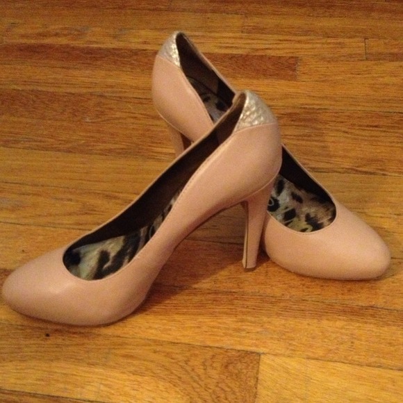 Sam Edelman nude pumps - Picture 1 of 4