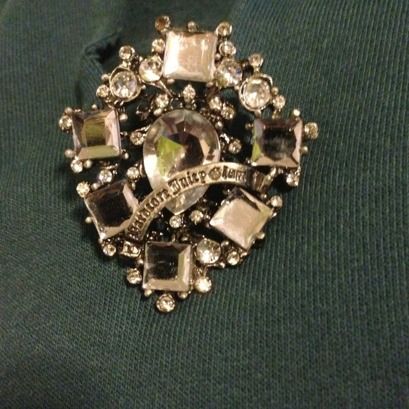 Juicy pull over hoodie with rine stone button! - Picture 2 of 4