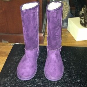 🚫 reserved 🚫Plum purple boots size 9