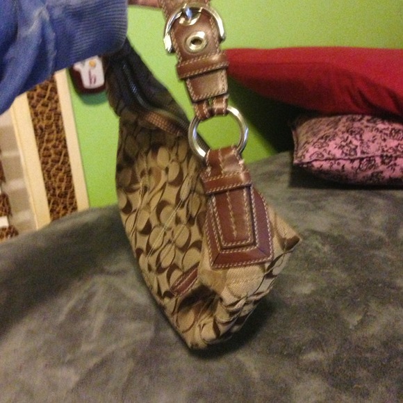 Authentic coach tan hobo bag! - Picture 2 of 3