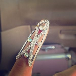 Metal Pinky rhinestone really cute