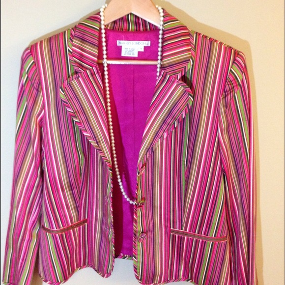 NWT Maggy London Stunning Show Stopper Blazer.