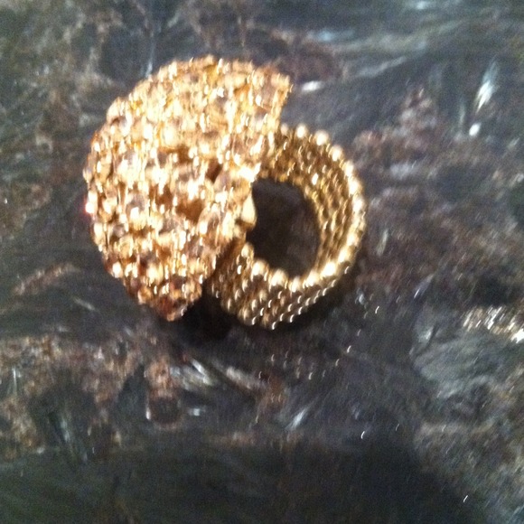 Ring - Picture 2 of 2